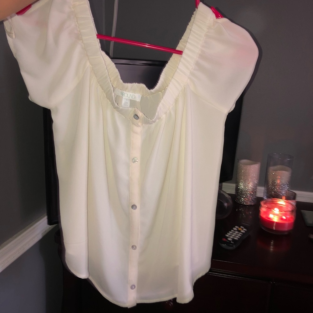 Off the shoulders top